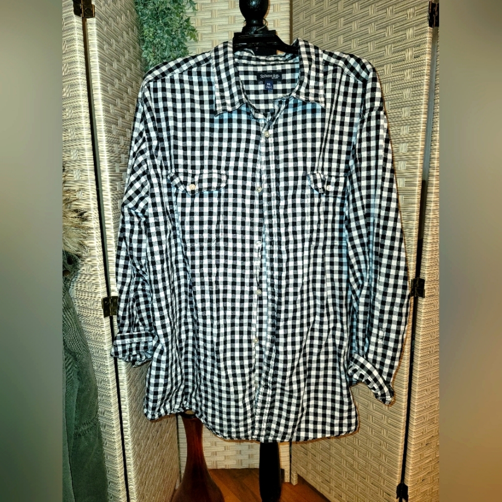 💥St John's Bay 3x gingham button down shirt